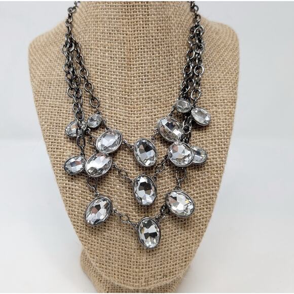 Chico's Necklace Gunmetal Silver Multi-Strand Layered Chain Oval Faux Jewel - Picture 2 of 6